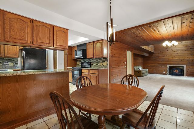 11535 Longden Avenue, Pinckney, MI 48169