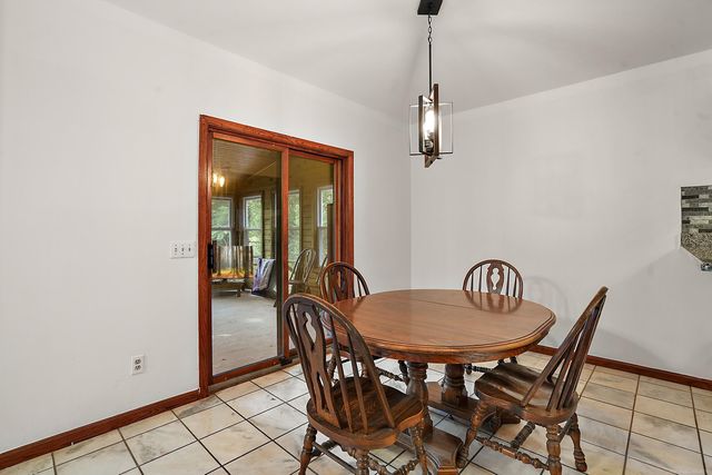 11535 Longden Avenue, Pinckney, MI 48169