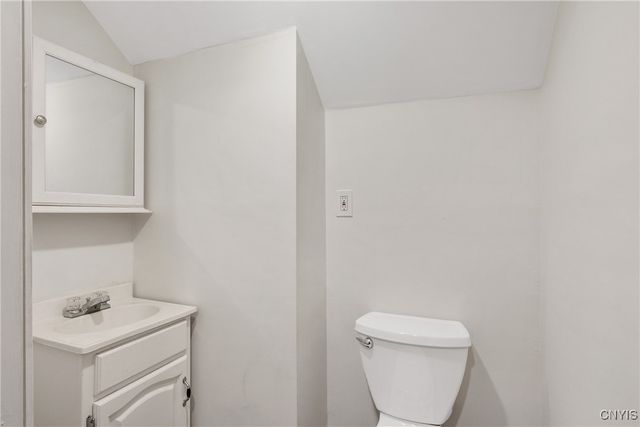 201 Orchard Drive West, Salina, NY 13212