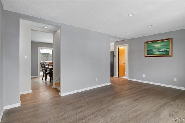 201 Orchard Drive West, Salina, NY 13212