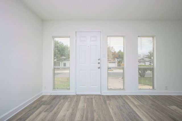 6900 Trendal LN, Austin, TX 78744