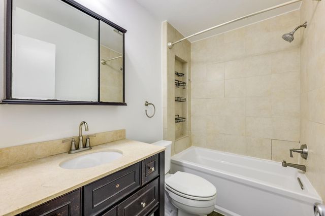 6900 Trendal LN, Austin, TX 78744