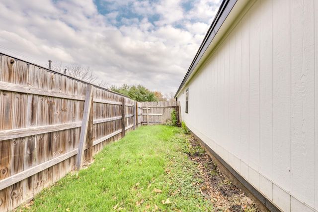 6900 Trendal LN, Austin, TX 78744