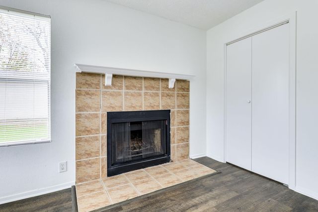 6900 Trendal LN, Austin, TX 78744