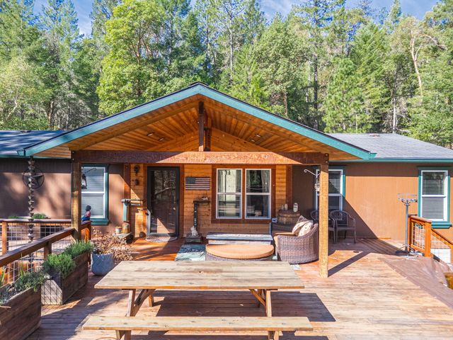 5191 Pleasant Creek Road, Rogue River, OR 97537