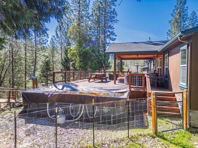 5191 Pleasant Creek Road, Rogue River, OR 97537