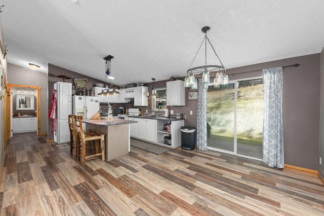 5191 Pleasant Creek Road, Rogue River, OR 97537