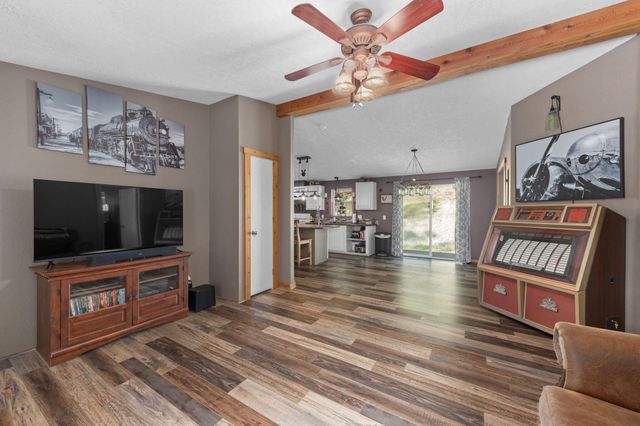 5191 Pleasant Creek Road, Rogue River, OR 97537