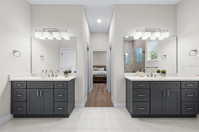 3601 W ROGERS AVENUE, Tampa, FL 33611