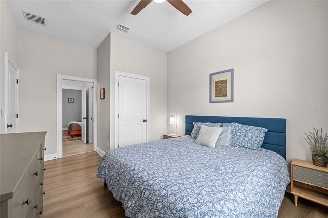 3601 W ROGERS AVENUE, Tampa, FL 33611