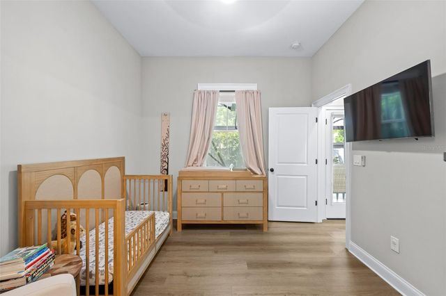 3601 W ROGERS AVENUE, Tampa, FL 33611