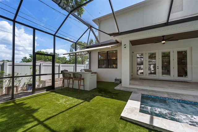 3601 W ROGERS AVENUE, Tampa, FL 33611