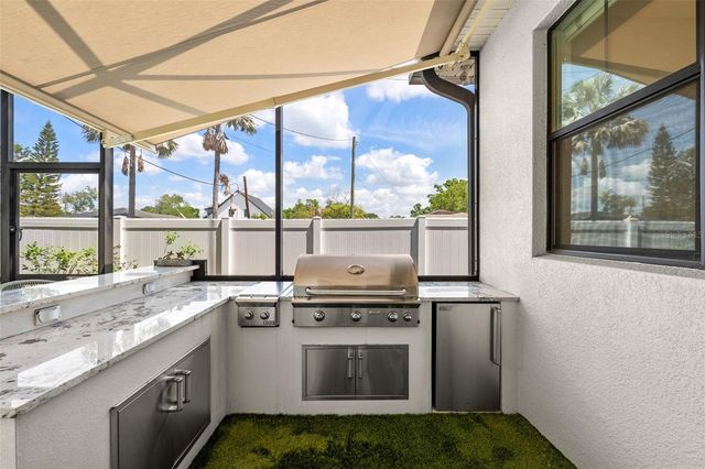 3601 W ROGERS AVENUE, Tampa, FL 33611