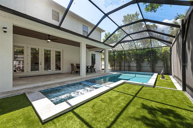 3601 W ROGERS AVENUE, Tampa, FL 33611