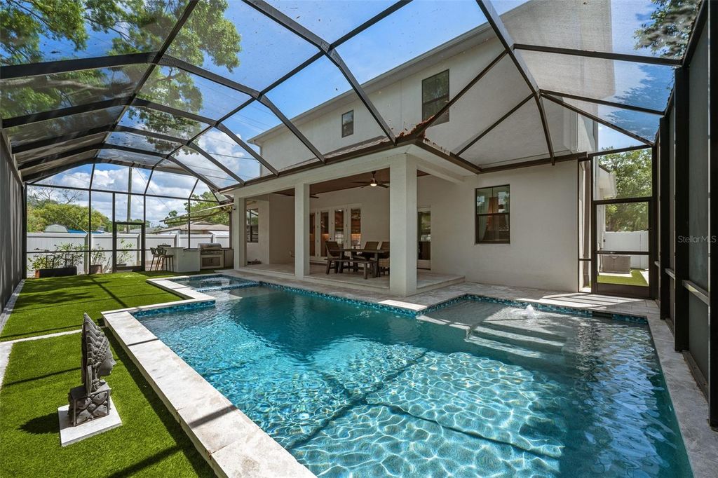 Image 3 of property listing at 3601 W ROGERS AVENUE, Tampa, FL 33611