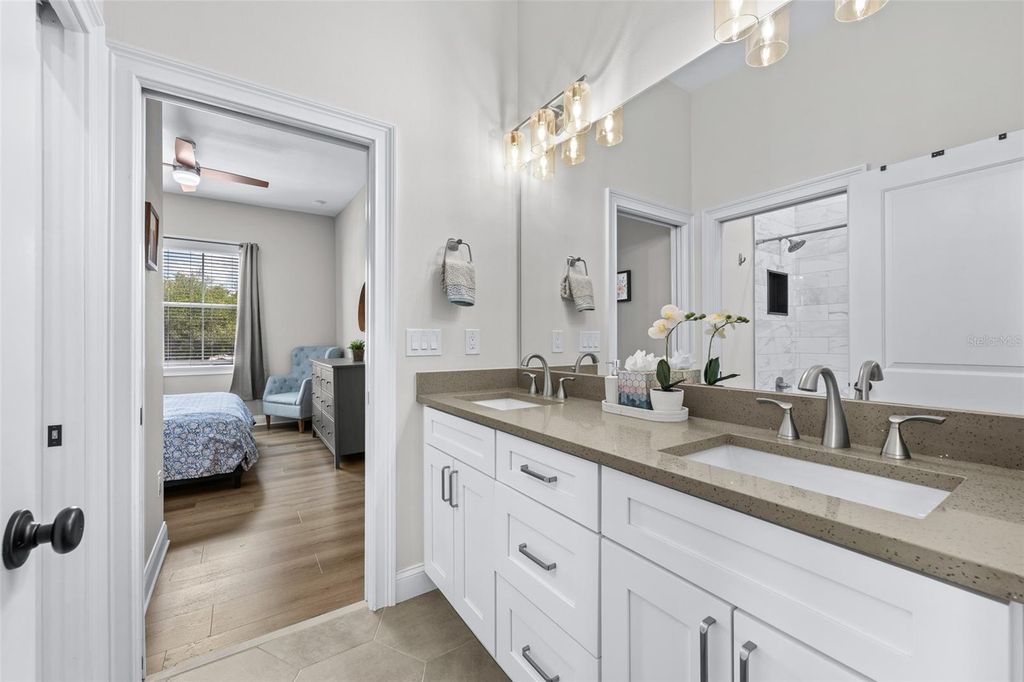 Image 21 of property listing at 3601 W ROGERS AVENUE, Tampa, FL 33611