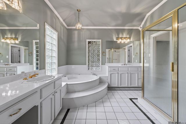 5413 N Pointer Ct, Baton Rouge, LA 70808