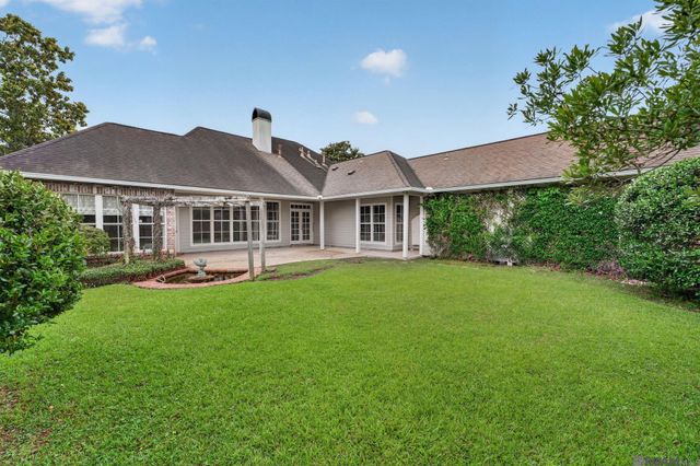 5413 N Pointer Ct, Baton Rouge, LA 70808