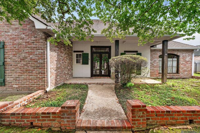 5413 N Pointer Ct, Baton Rouge, LA 70808