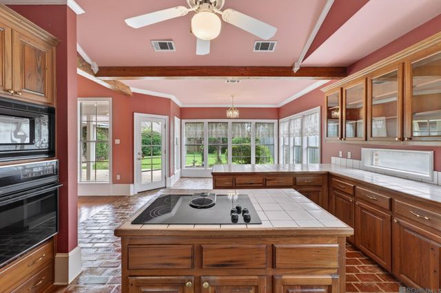 5413 N Pointer Ct, Baton Rouge, LA 70808