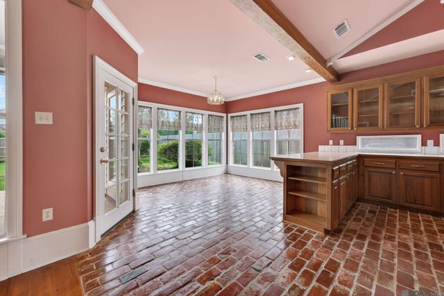 5413 N Pointer Ct, Baton Rouge, LA 70808