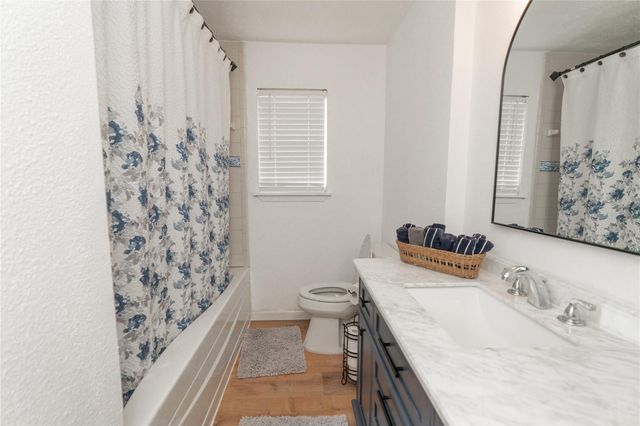 2817 Sams Drive, Seabrook, TX 77586