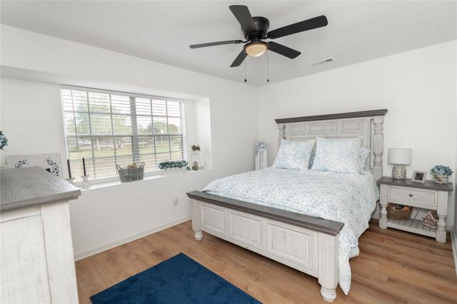 2817 Sams Drive, Seabrook, TX 77586