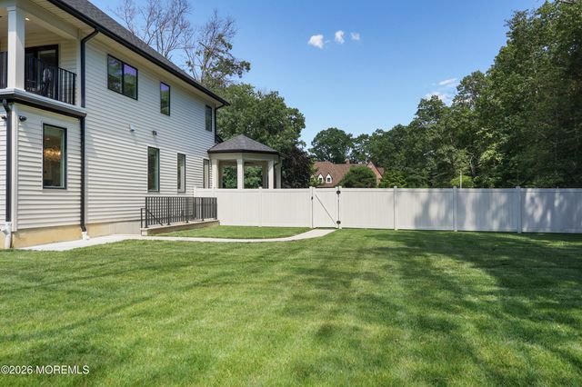 1612 Badger Drive, Toms River, NJ 08755