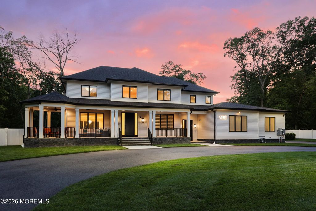 1612 Badger Drive, Toms River, NJ 08755