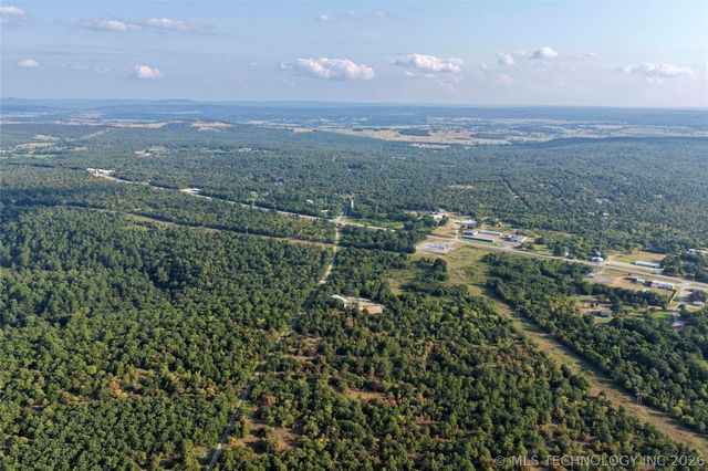 12097 State Hwy 9 E, Eufaula, OK 74432