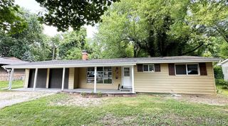 22 Belle Crest Drive, Belleville, IL 62221