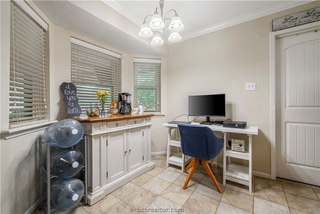 7804 Appomattox Drive, College Station, TX 77845