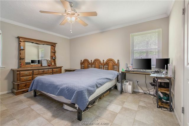 7804 Appomattox Drive, College Station, TX 77845
