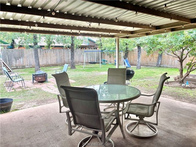 7804 Appomattox Drive, College Station, TX 77845
