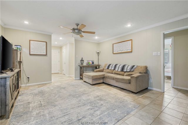 7804 Appomattox Drive, College Station, TX 77845