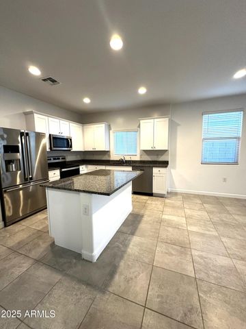 3241 W SHANLEY Avenue, Apache Junction, AZ 85120