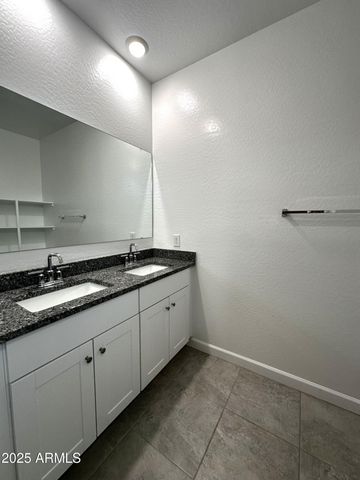 3241 W SHANLEY Avenue, Apache Junction, AZ 85120