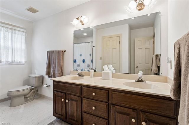 233 Richard Burbydge, Williamsburg, VA 23185