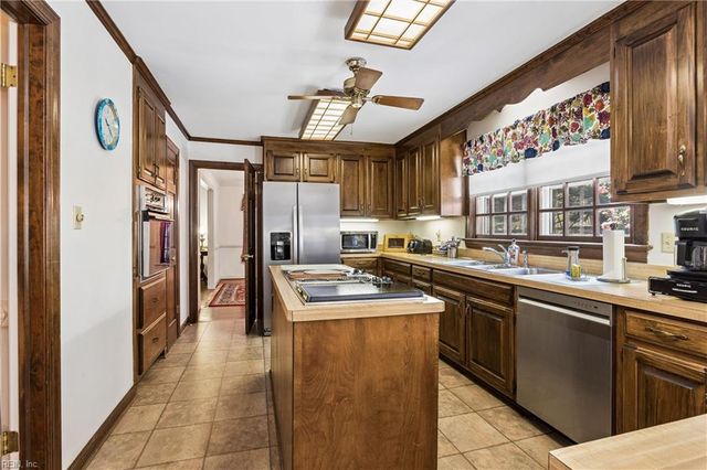 233 Richard Burbydge, Williamsburg, VA 23185