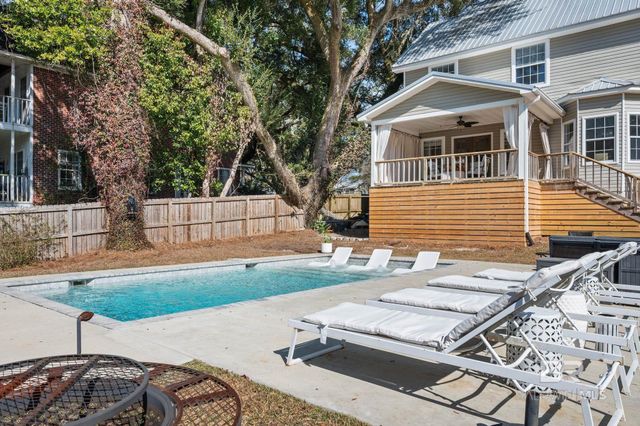 214 Fig Avenue, Fairhope, AL 36532