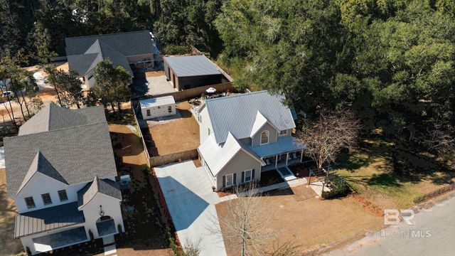 214 Fig Avenue, Fairhope, AL 36532