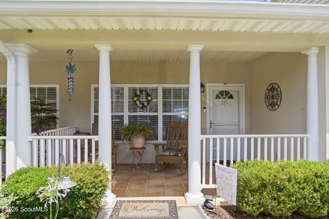 211 Peppertree Crossing Avenue, Brunswick, GA 31525