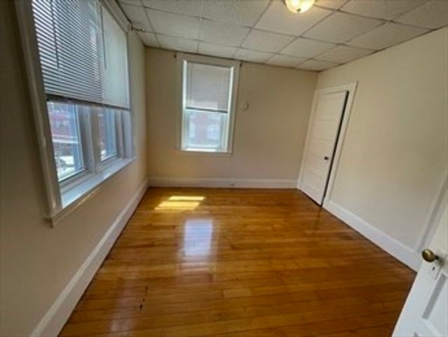 15 Lynde St 17, Salem, MA 01970