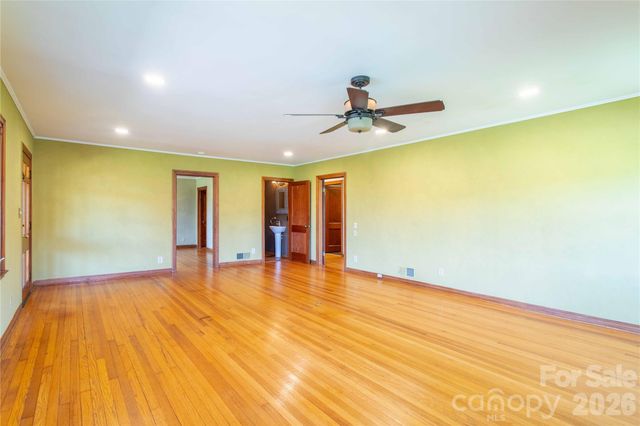 432 Turkey Creek Road, Leicester, NC 28748