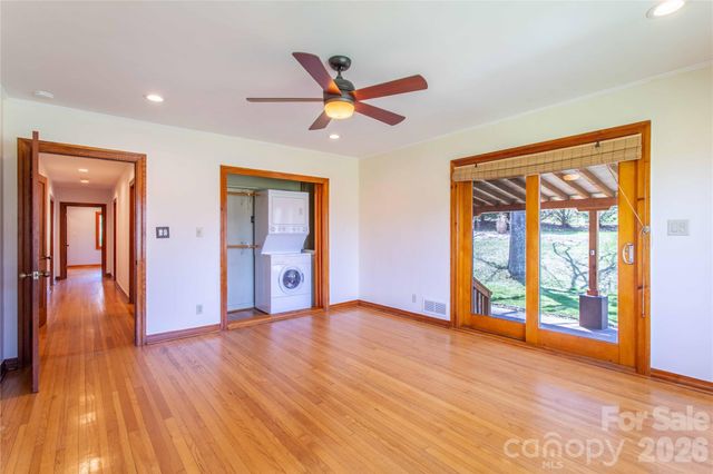 432 Turkey Creek Road, Leicester, NC 28748
