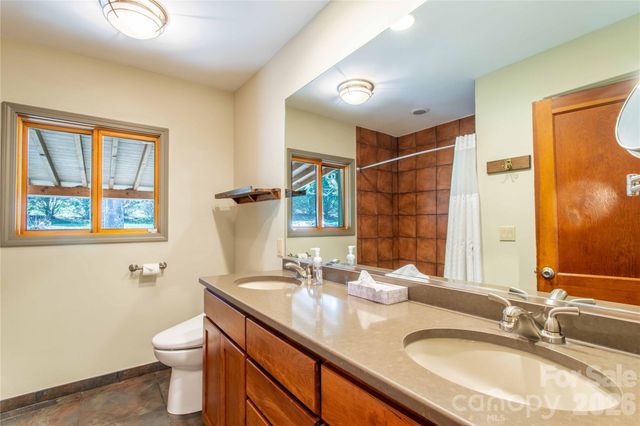 432 Turkey Creek Road, Leicester, NC 28748