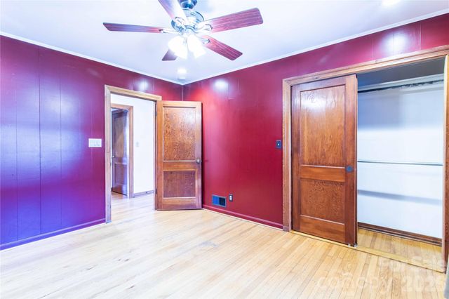 432 Turkey Creek Road, Leicester, NC 28748