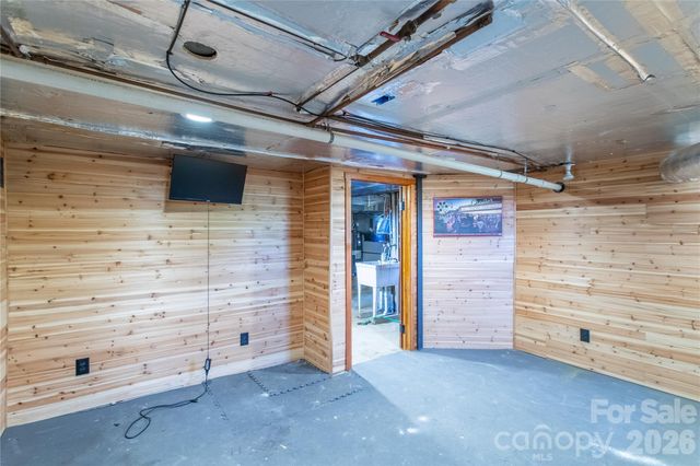 432 Turkey Creek Road, Leicester, NC 28748