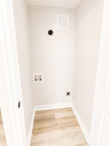 642 W 42nd Street, Savannah, GA 31415