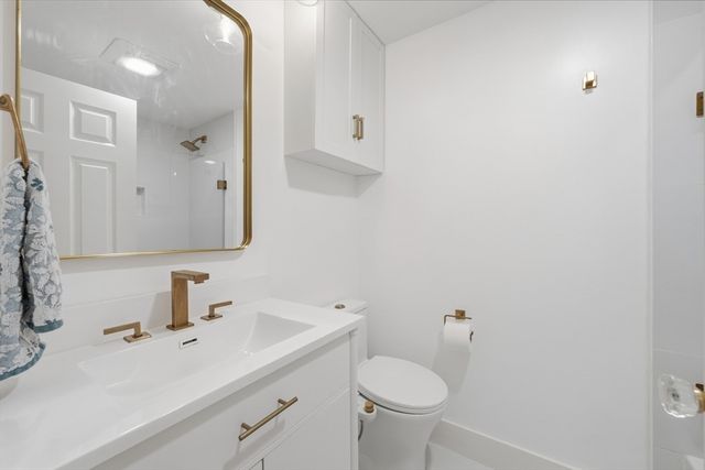 15 Cazenove St 1, Boston, MA 02116